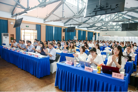 浙江农林大学党委委员,副校长吴家胜,浙江省法学会秘书长徐宜广,浙江